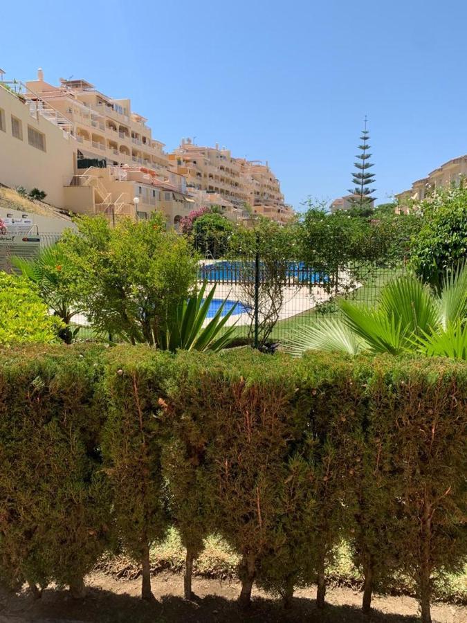 ベナルマデナEncantador Piso Con Terraza Y Piscinaアパートメント エクステリア 写真