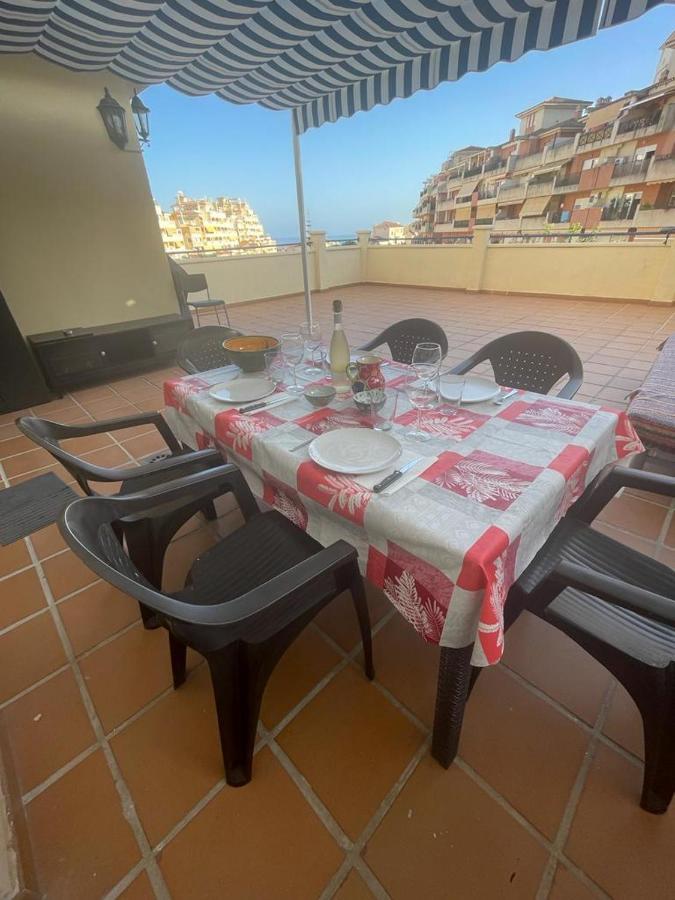 ベナルマデナEncantador Piso Con Terraza Y Piscinaアパートメント エクステリア 写真