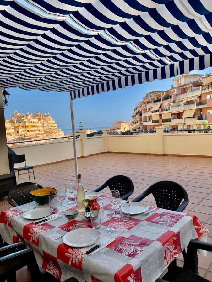 ベナルマデナEncantador Piso Con Terraza Y Piscinaアパートメント エクステリア 写真