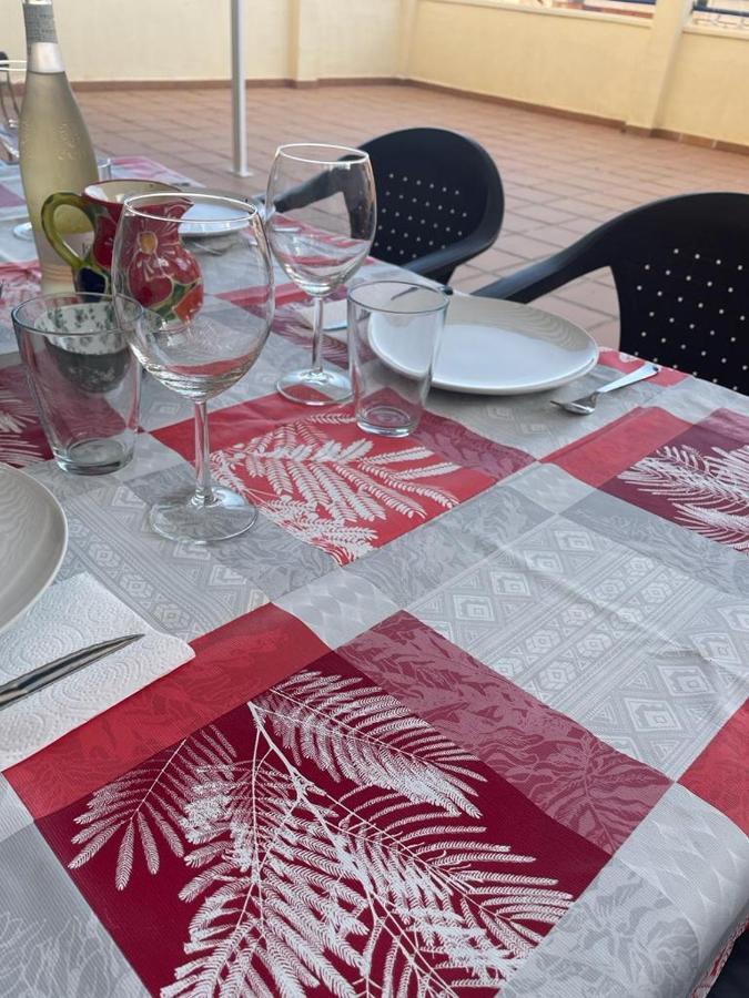 ベナルマデナEncantador Piso Con Terraza Y Piscinaアパートメント エクステリア 写真